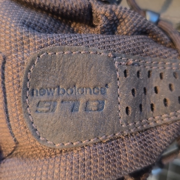 11.5 2E New Balance Hiking Boot Shoes EUC  MW978GT - Picture 9 of 12